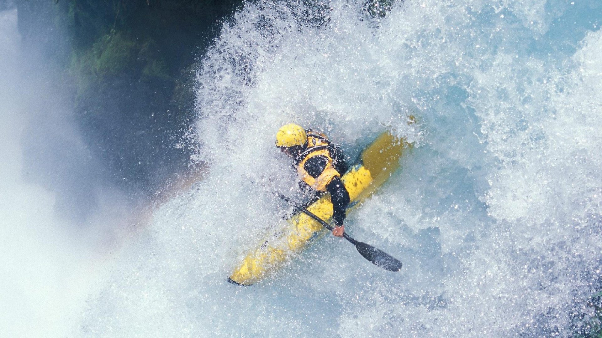 开云体育在线-意甲焦点战之夜，莱万稳定输出不掉线，诠释何为大场面先生