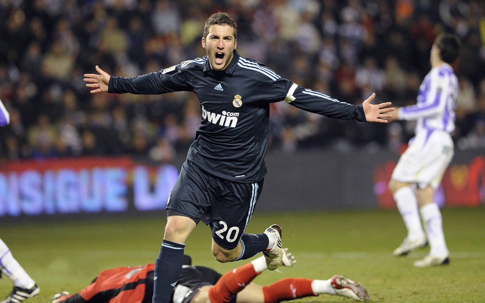 2026世界杯焦点战，广东队强行终结骑士神话